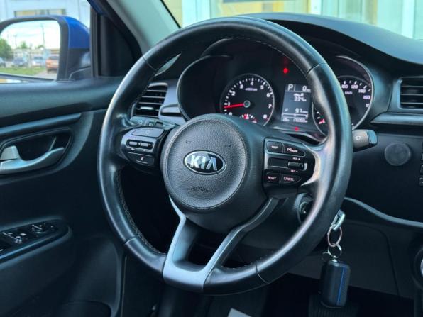 Kia Rio IV с пробегом 2017 года, цена 950 000 рублей, 176082 км, седан, Автокод Объявления
