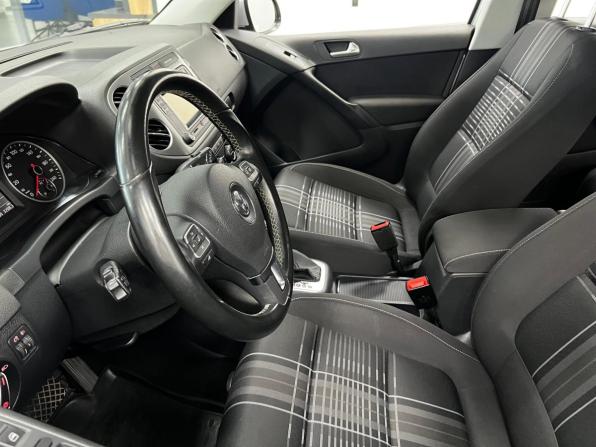 Volkswagen Tiguan I Рестайлинг с пробегом 2016 года, цена 1 480 000 рублей, 159000 км, внедорожник, Автокод Объявления