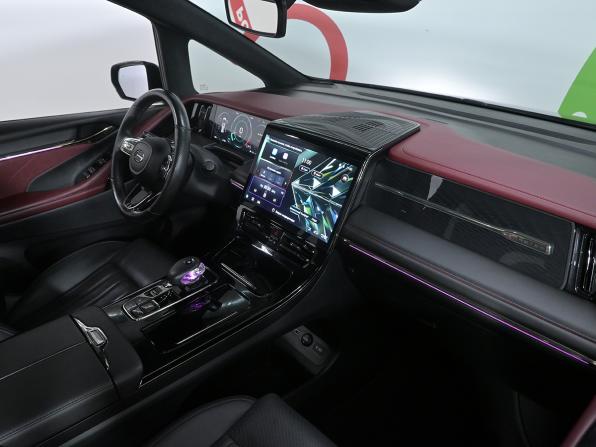 GAC M8 с пробегом 2023 года, цена 3 930 000 рублей, 71522 км, минивэн, Автокод Объявления