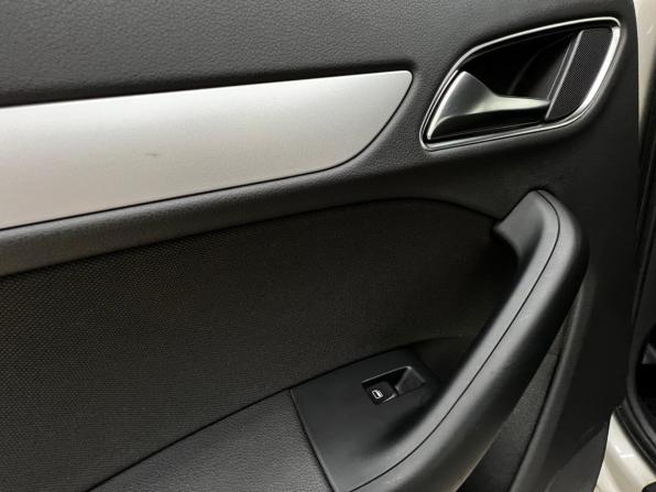 Audi Q3 I (8U) Рестайлинг с пробегом 2015 года, цена 2 040 000 рублей, 101109 км, внедорожник, Автокод Объявления