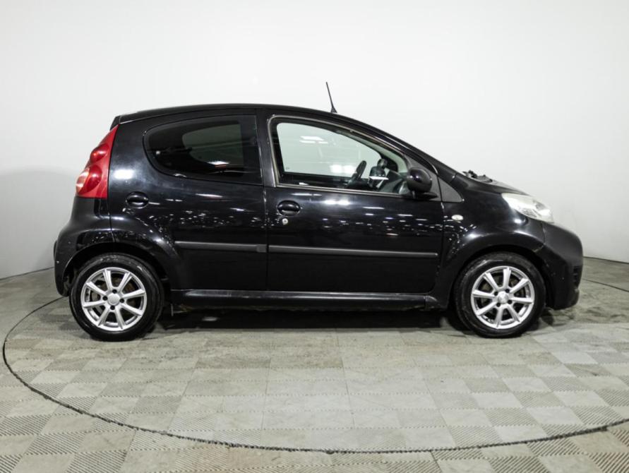 Peugeot 107 I Санкт-Петербург  - изображение 4