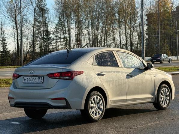 Hyundai Solaris II с пробегом 2019 года, цена 990 000 рублей, 191500 км, седан, Автокод Объявления