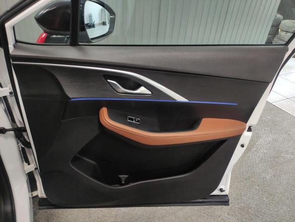 Omoda C5 I с пробегом 2023 года, цена 1 862 000 рублей, 38600 км, внедорожник, Автокод Объявления