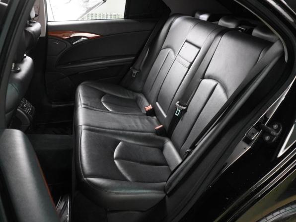 Mercedes-Benz E-Класс III (W211 S211) Рестайлинг с пробегом 2007 года, цена 999 000 рублей, 266739 км, седан, Автокод Объявления