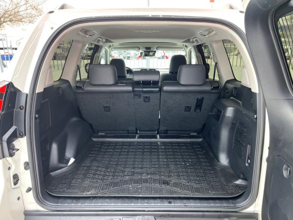 Toyota Land Cruiser Prado 150 Series Рестайлинг 2 с пробегом 2017 года, цена 4 480 000 рублей, 141771 км, внедорожник, Автокод Объявления