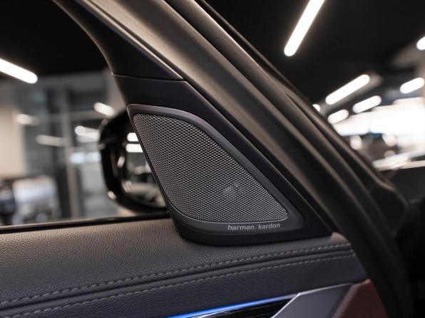 BMW 7 серии VI (G11/G12) с пробегом 2018 года, цена 3 700 000 рублей, 174550 км, седан, Автокод Объявления