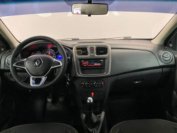 Renault Logan II Рестайлинг с пробегом 2018 года, цена 700 000 рублей, 126694 км, седан, Автокод Объявления