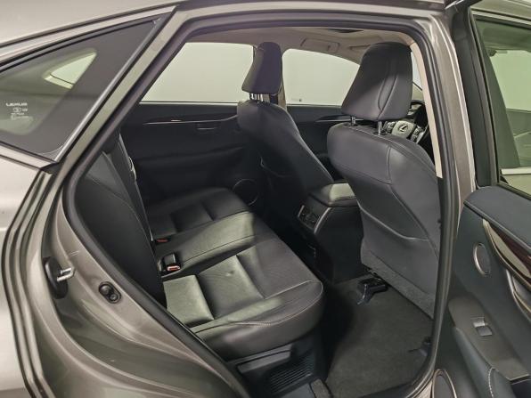 Lexus NX I с пробегом 2015 года, цена 3 149 000 рублей, 48026 км, внедорожник, Автокод Объявления