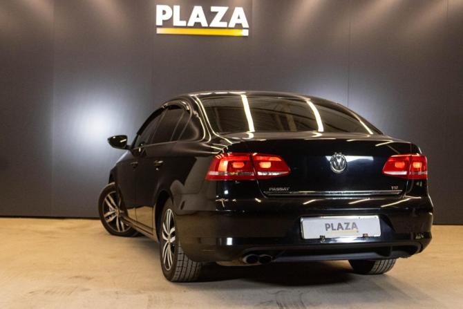 Volkswagen Passat B7 с пробегом 2011 года, цена 899 000 рублей, 238460 км, седан, Автокод Объявления