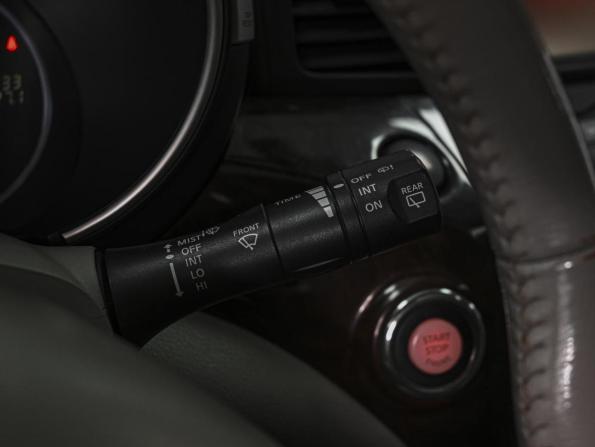 Nissan Quest IV с пробегом 2013 года, цена 1 448 000 рублей, 183036 км, минивэн, Автокод Объявления
