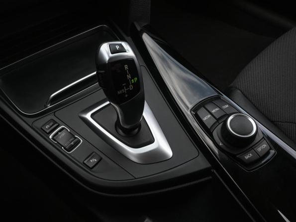 BMW 3 серии VI (F3x) Рестайлинг с пробегом 2017 года, цена 2 019 000 рублей, 132611 км, седан, Автокод Объявления