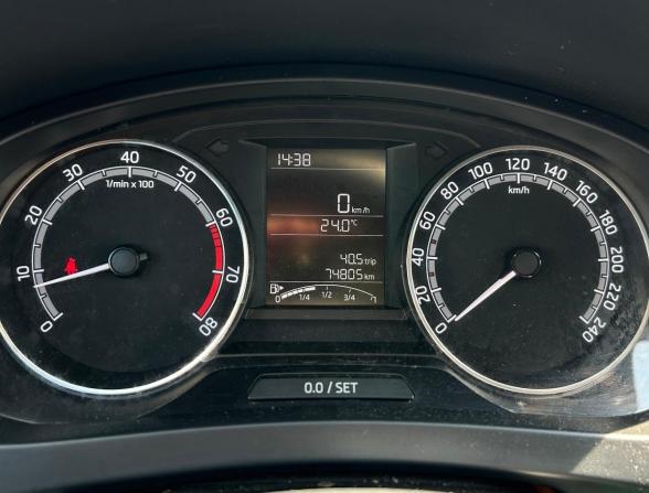 Skoda Rapid I Рестайлинг с пробегом 2018 года, цена 899 000 рублей, 74804 км, лифтбек, Автокод Объявления