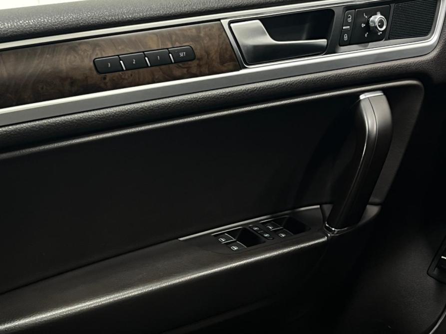 Volkswagen Touareg II Рестайлинг Кемерово  - изображение 12
