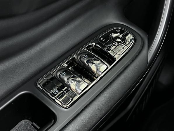Exeed LX I Рестайлинг 2 с пробегом 2023 года, цена 2 300 000 рублей, 39360 км, внедорожник, Автокод Объявления