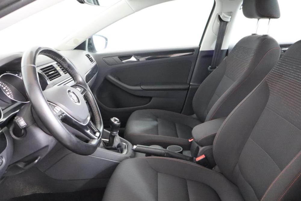 Volkswagen Jetta VI Рестайлинг Санкт-Петербург  - изображение 8