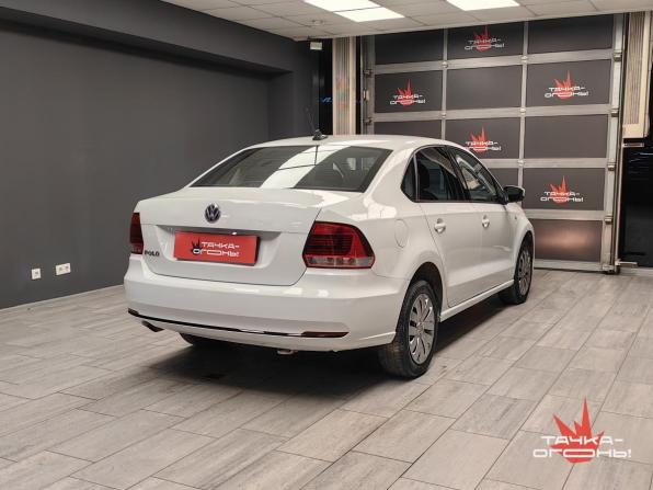Volkswagen Polo V Рестайлинг с пробегом 2018 года, цена 978 000 рублей, 125000 км, седан, Автокод Объявления