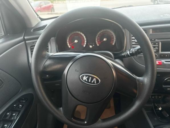 Kia Rio II Рестайлинг с пробегом 2011 года, цена 571 000 рублей, 200647 км, хэтчбек, Автокод Объявления