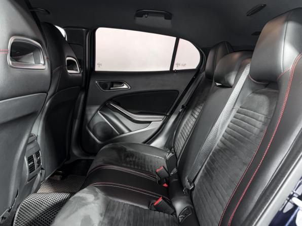 Mercedes-Benz GLA I (X156) Рестайлинг с пробегом 2017 года, цена 2 299 000 рублей, 125534 км, внедорожник, Автокод Объявления