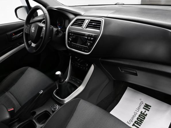 Suzuki SX4 II (S-Cross) с пробегом 2014 года, цена 975 000 рублей, 348782 км, хэтчбек, Автокод Объявления