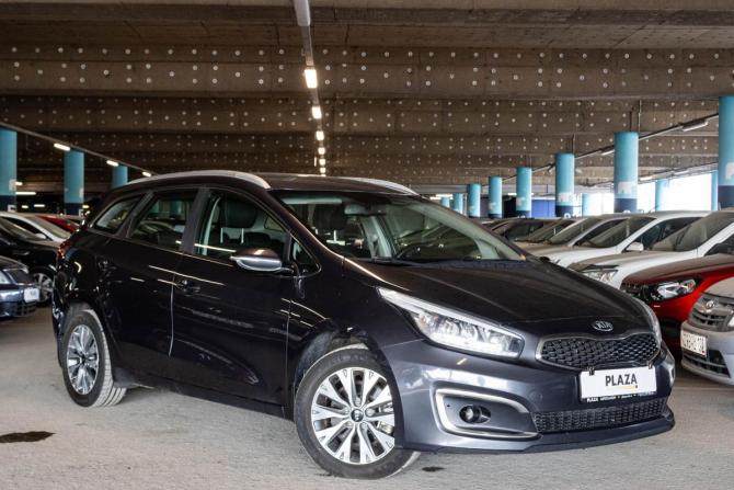 Kia Ceed II Рестайлинг с пробегом 2018 года, цена 1 339 000 рублей, 131430 км, универсал, Автокод Объявления
