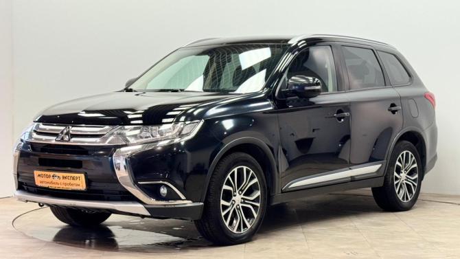 Mitsubishi Outlander III Рестайлинг 3 с пробегом 2018 года, цена 2 220 000 рублей, 102351 км, внедорожник, Автокод Объявления