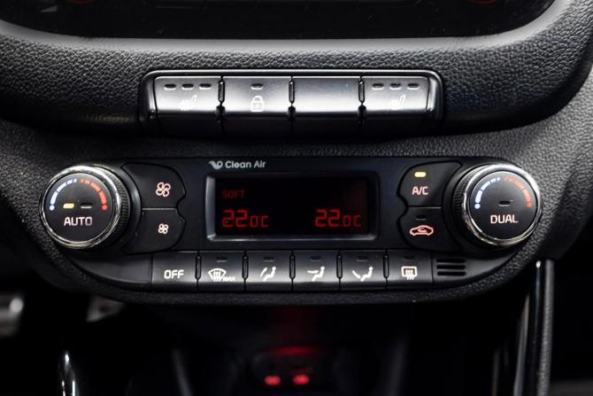 Kia Ceed II с пробегом 2014 года, цена 1 162 000 рублей, 236800 км, хэтчбек, Автокод Объявления
