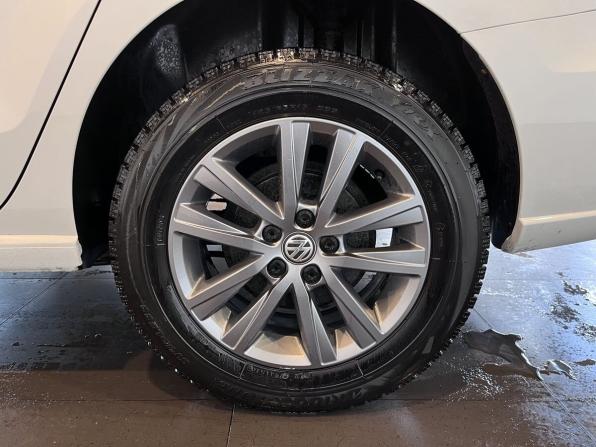 Volkswagen Polo V Рестайлинг с пробегом 2019 года, цена 1 480 000 рублей, 99725 км, седан, Автокод Объявления