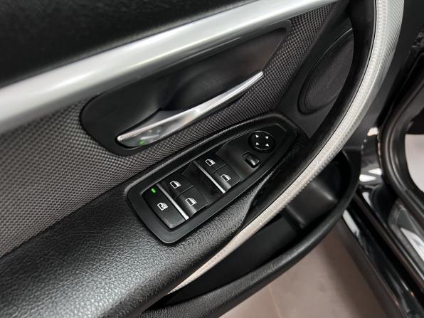 BMW 3 серии VI (F3x) Рестайлинг с пробегом 2017 года, цена 2 495 000 рублей, 159056 км, седан, Автокод Объявления