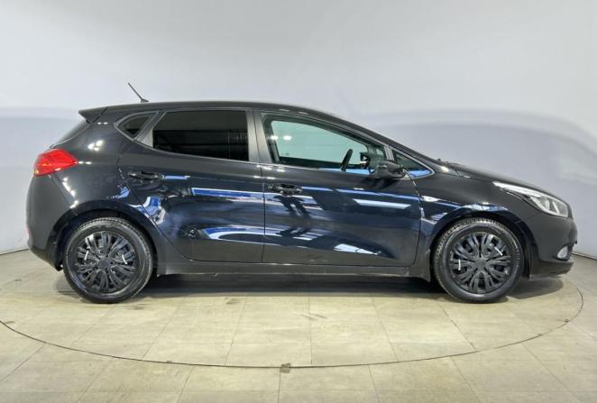 Kia Ceed II Рестайлинг с пробегом 2015 года, цена 1 180 000 рублей, 115482 км, хэтчбек, Автокод Объявления