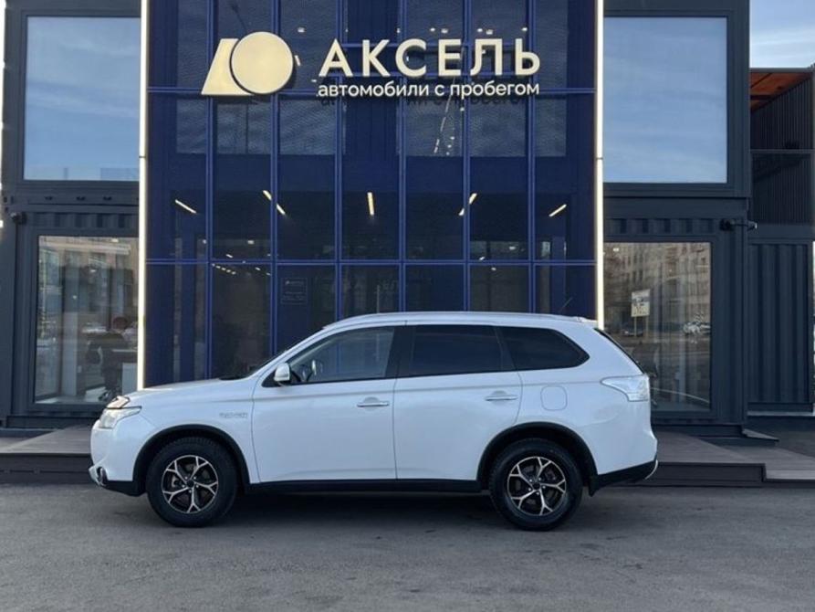 Mitsubishi Outlander III Рестайлинг Архангельск  - изображение 8