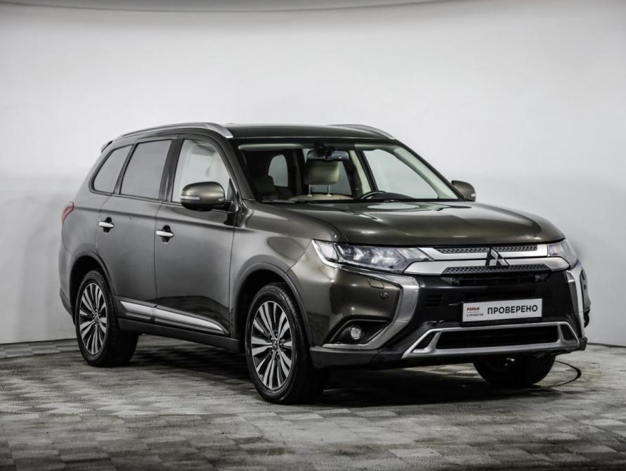 Mitsubishi Outlander III Рестайлинг 3 Санкт-Петербург  - изображение 3