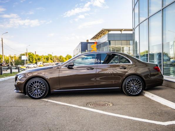 Mercedes-Benz E-Класс V (W213 S213 C238) с пробегом 2016 года, цена 2 258 000 рублей, 266617 км, седан, Автокод Объявления