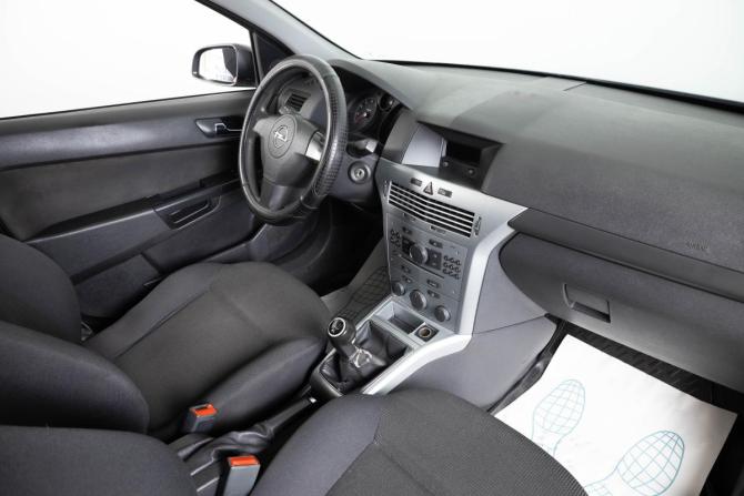 Opel Astra H Рестайлинг с пробегом 2011 года, цена 729 000 рублей, 248000 км, универсал, Автокод Объявления