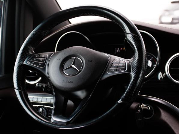 Mercedes-Benz V-Класс III (W447) с пробегом 2015 года, цена 3 638 000 рублей, 147000 км, минивэн, Автокод Объявления