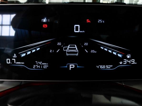 Geely Coolray I Рестайлинг с пробегом 2024 года, цена 2 049 000 рублей, 26200 км, внедорожник, Автокод Объявления