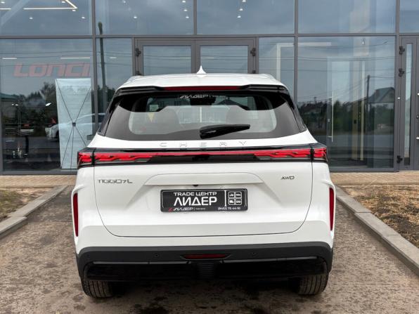 Chery Tiggo 7L I с пробегом 2024 года, цена 2 450 000 рублей, 4845 км, внедорожник, Автокод Объявления