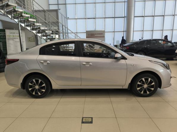 Kia Rio IV с пробегом 2018 года, цена 1 050 000 рублей, 130000 км, седан, Автокод Объявления