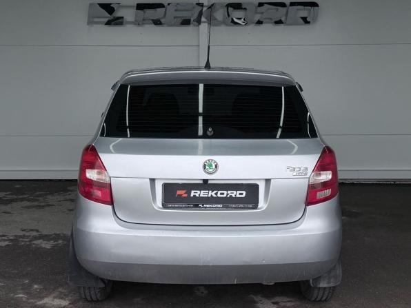 Skoda Fabia II с пробегом 2008 года, цена 319 000 рублей, 230000 км, хэтчбек, Автокод Объявления
