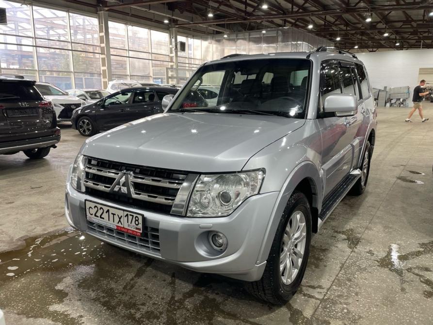 Mitsubishi Pajero IV Рестайлинг 1 Пермь  - изображение 1