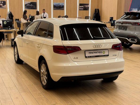 Audi A3 III (8V) с пробегом 2015 года, цена 1 199 000 рублей, 150000 км, хэтчбек, Автокод Объявления