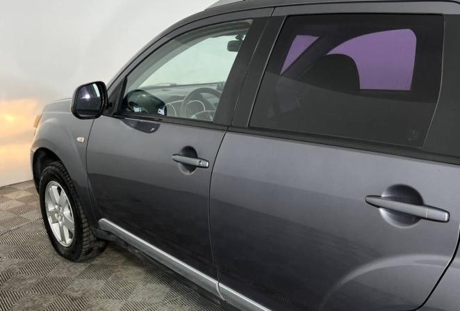 Mitsubishi Outlander II с пробегом 2007 года, цена 815 000 рублей, 259138 км, внедорожник, Автокод Объявления