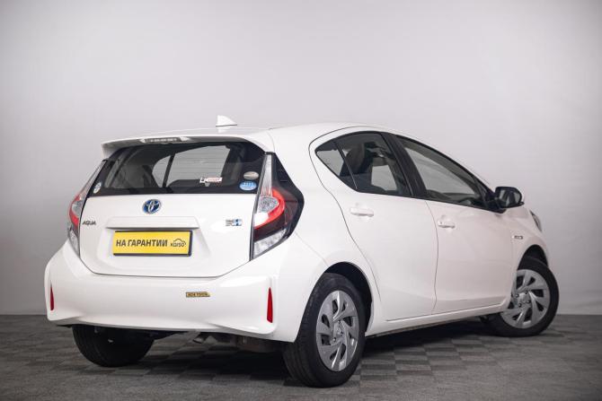 Toyota Aqua I Рестайлинг 2 с пробегом 2019 года, цена 1 099 000 рублей, 160000 км, хэтчбек, Автокод Объявления