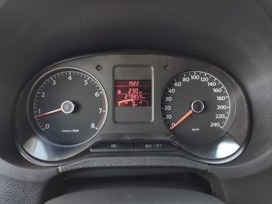 Volkswagen Polo V Саратов  - изображение 9
