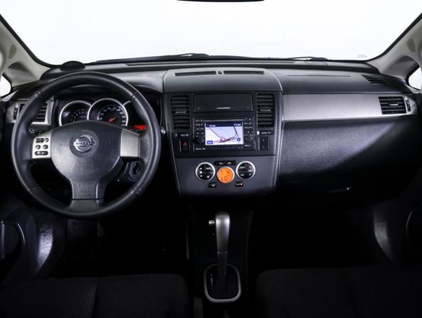 Nissan Tiida I Рестайлинг с пробегом 2011 года, цена 690 000 рублей, 245780 км, хэтчбек, Автокод Объявления