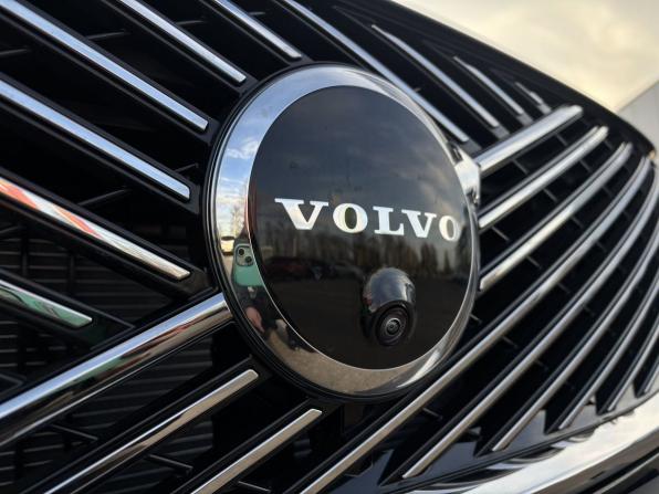 Volvo XC90 II Рестайлинг 2 с пробегом 2026 года, цена 12 420 000 рублей, 14 км, внедорожник, Автокод Объявления