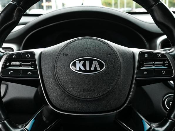 Kia Sorento III Prime Рестайлинг с пробегом 2018 года, цена 2 679 000 рублей, 193585 км, внедорожник, Автокод Объявления