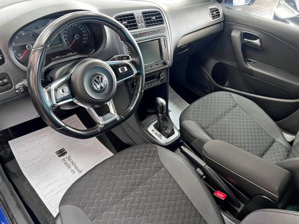 Volkswagen Polo V Рестайлинг с пробегом 2018 года, цена 1 350 000 рублей, 117400 км, седан, Автокод Объявления