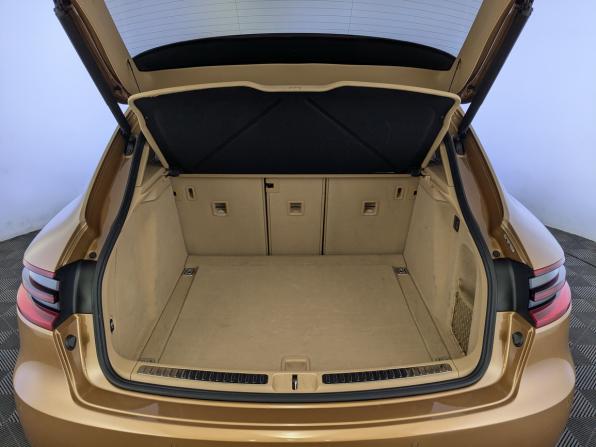 Porsche Macan I с пробегом 2015 года, цена 2 750 000 рублей, 99000 км, внедорожник, Автокод Объявления