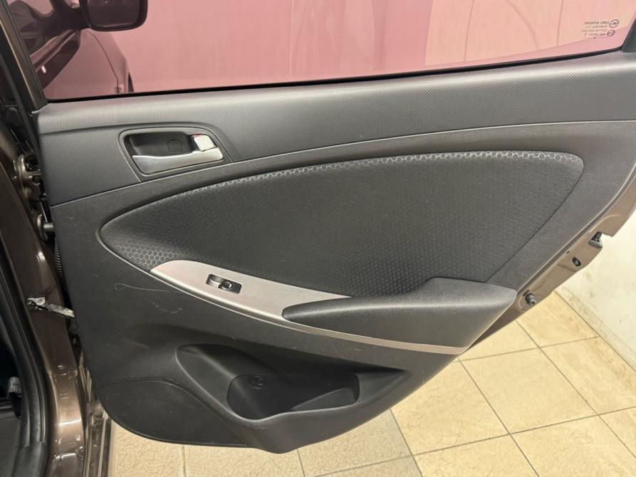 Hyundai Solaris I Рестайлинг Санкт-Петербург  - изображение 18
