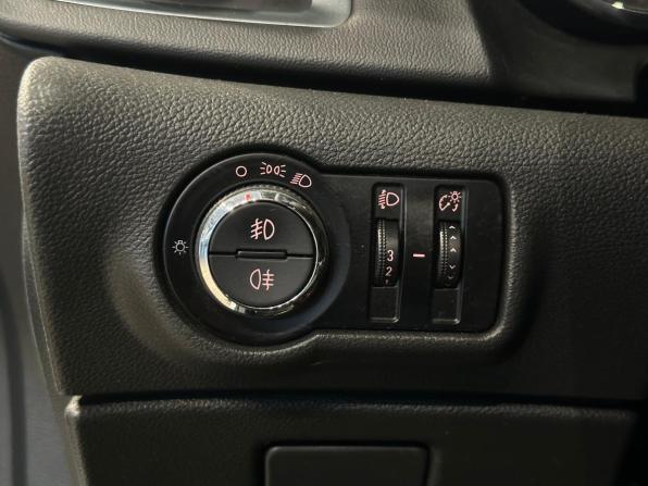 Opel Astra J Рестайлинг с пробегом 2013 года, цена 717 000 рублей, 189207 км, хэтчбек, Автокод Объявления